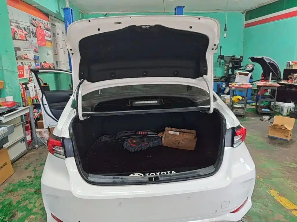 Toyota Corolla — миниатюра 15