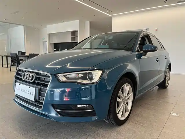 AUDI  A3 2016