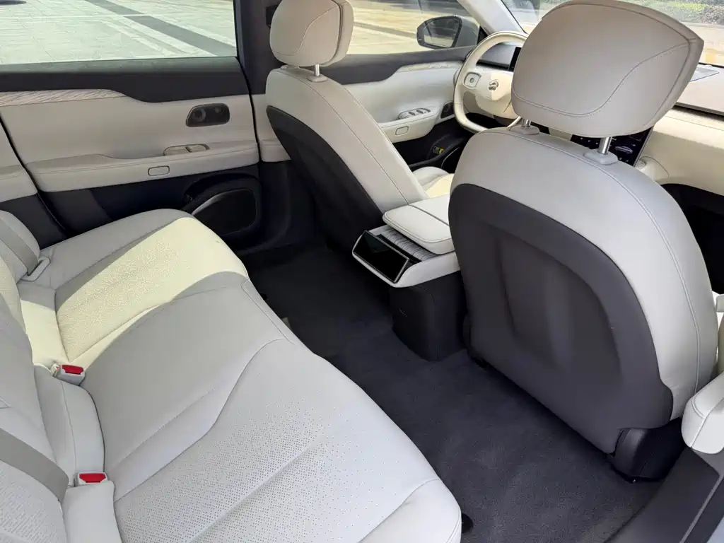 NIO ET7 2022 75kWh
