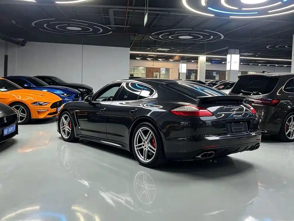 Porsche Panamera 2010 Panamera 3.6L