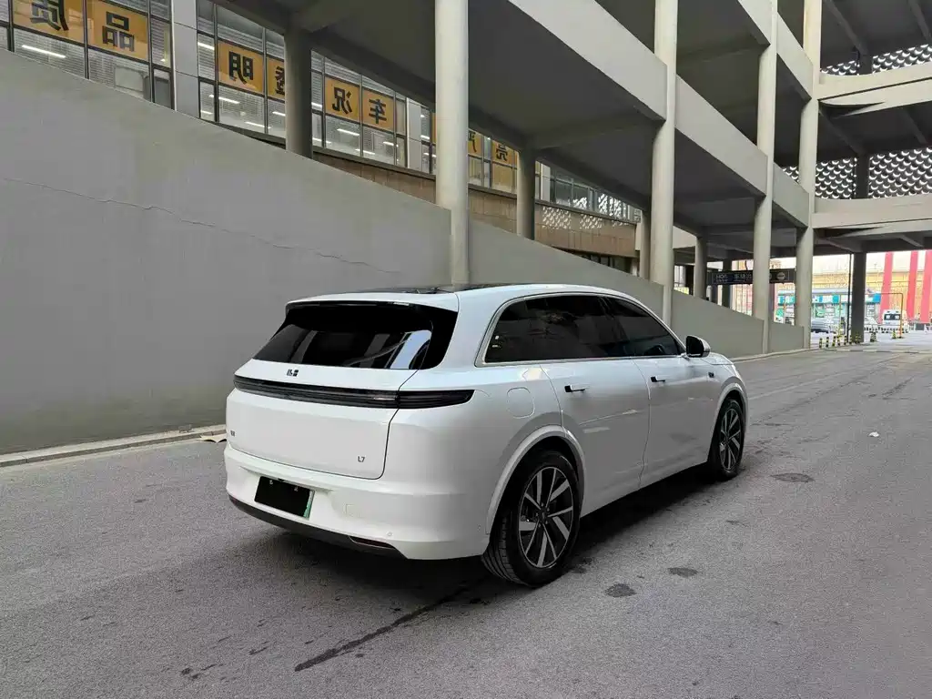 Li Auto IDEAL L7