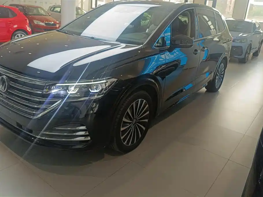 Купить Volkswagen Viloran