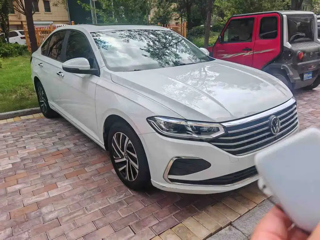 Volkswagen Lavida — миниатюра 2