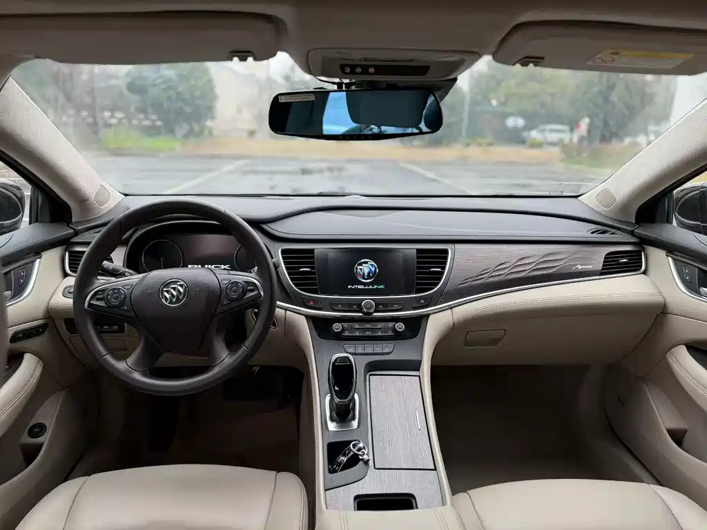 Buick LaCrosse 2018 28T Avenir