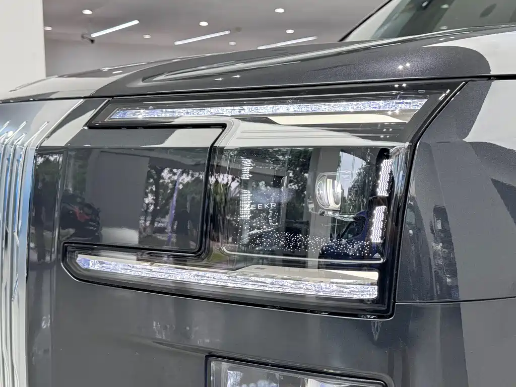 Zeekr 9X 2025 Ultra 70kWh
