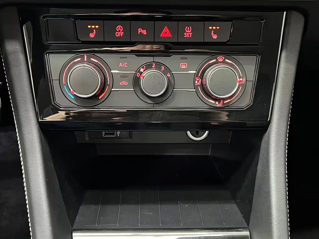 Jetta VS5 280TSI Auto Progressive Type, фото 11
