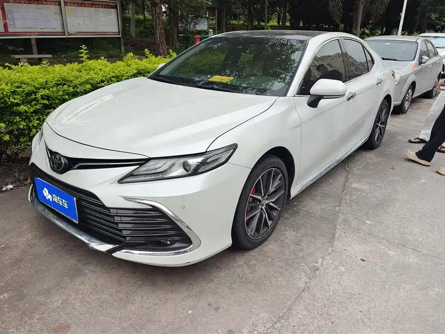 Toyota Camry 2023
