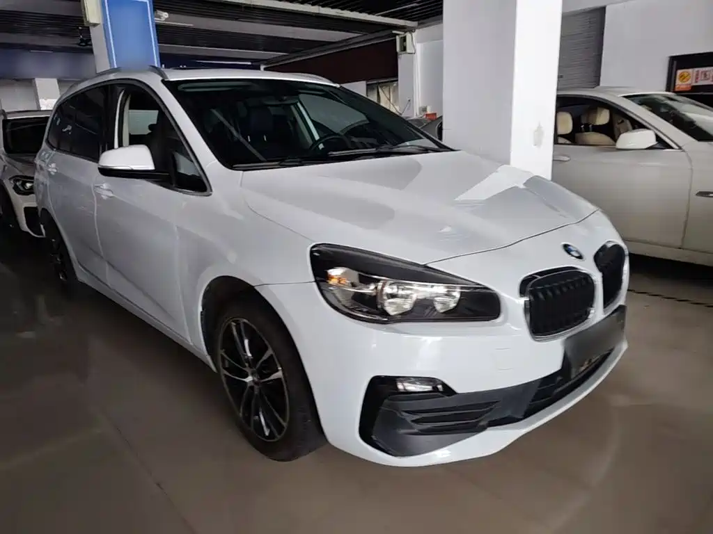 BMW 2 Series Gran Tourer — миниатюра 4