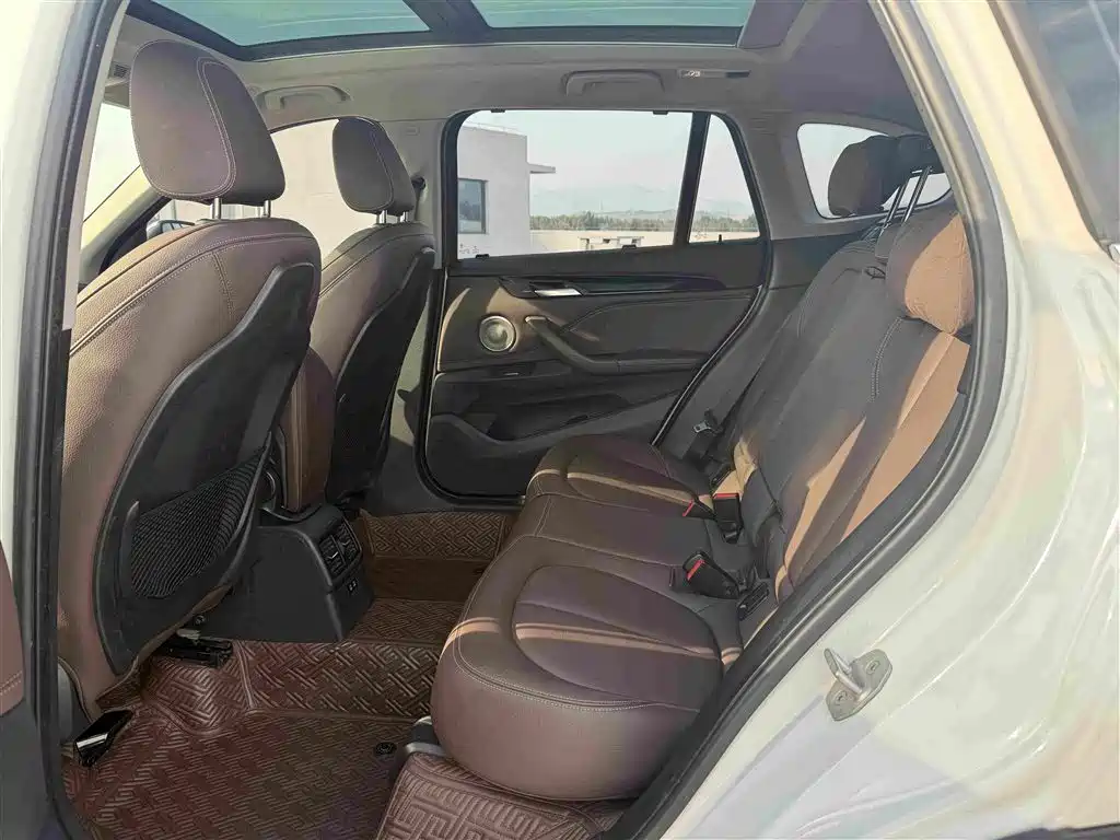 BMW X1 — миниатюра 7