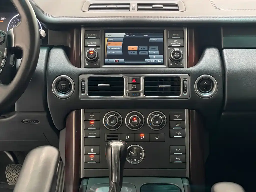 Land Rover Range Rover — миниатюра 21