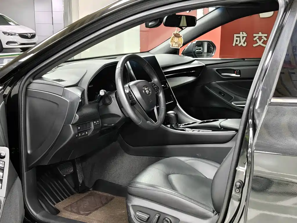 Toyota Avalon 2023 2.5L Luxury