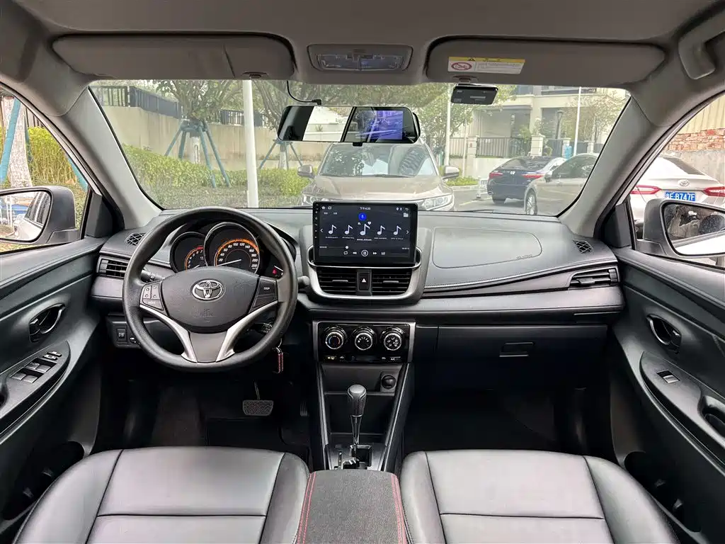 TOYOTA YARIS L TO ENJOY