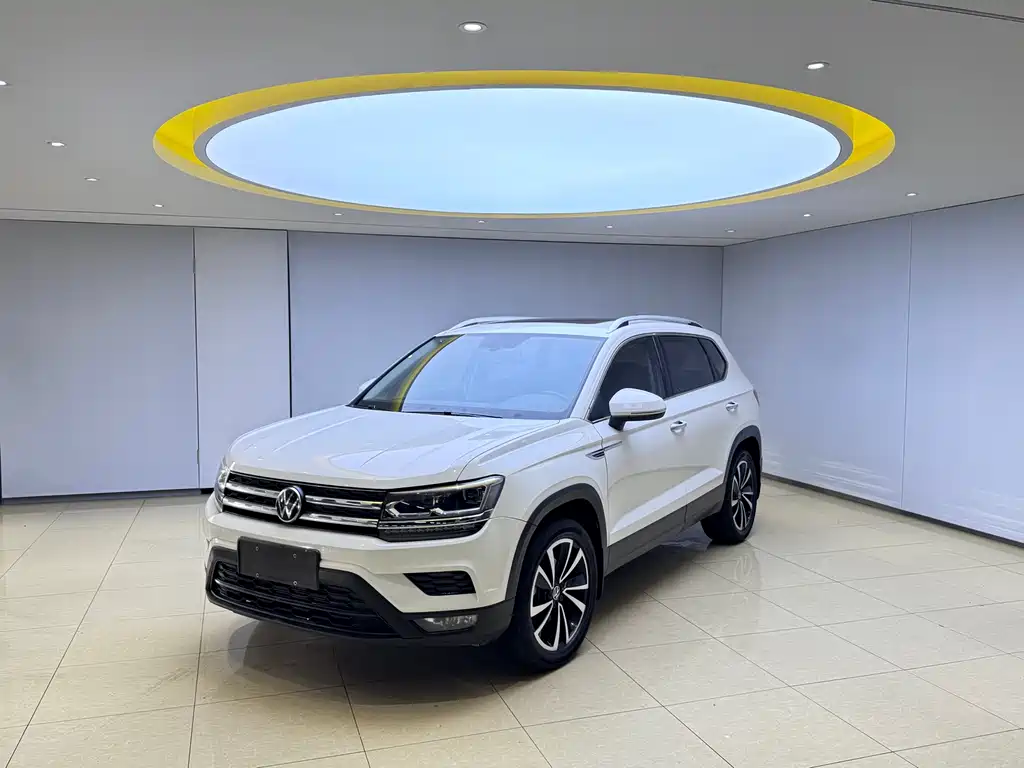 Купить Volkswagen Tharu