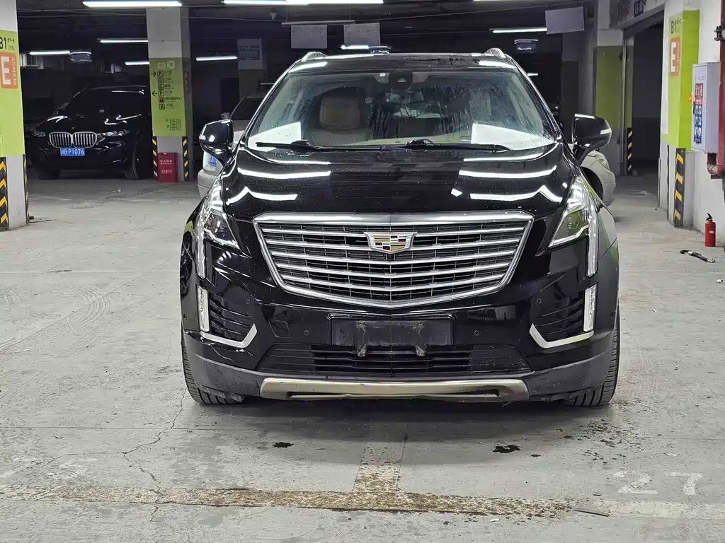 CADILLAC XT5