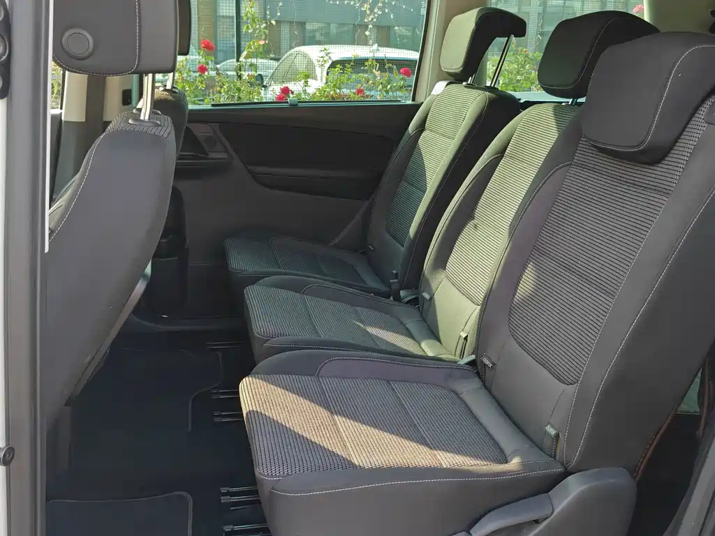 Volkswagen Sharan — миниатюра 15