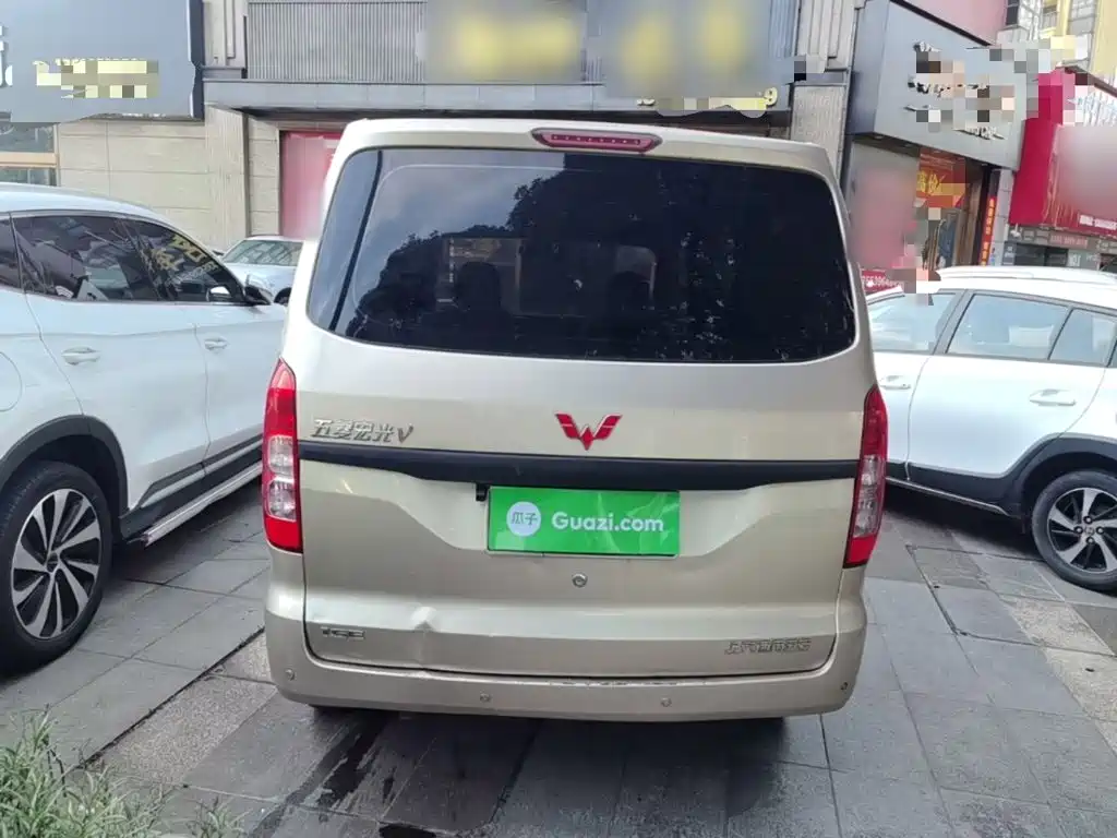 Wuling Hongguang V — миниатюра 6