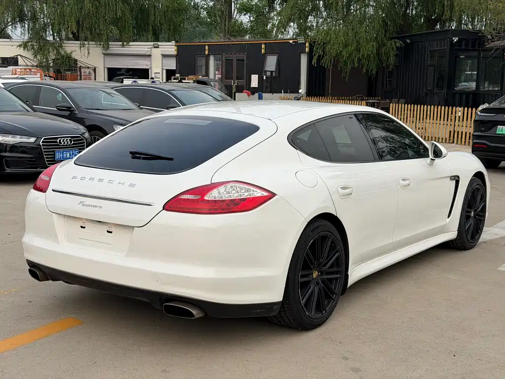 Porsche Panamera 2010 Panamera 3.6L