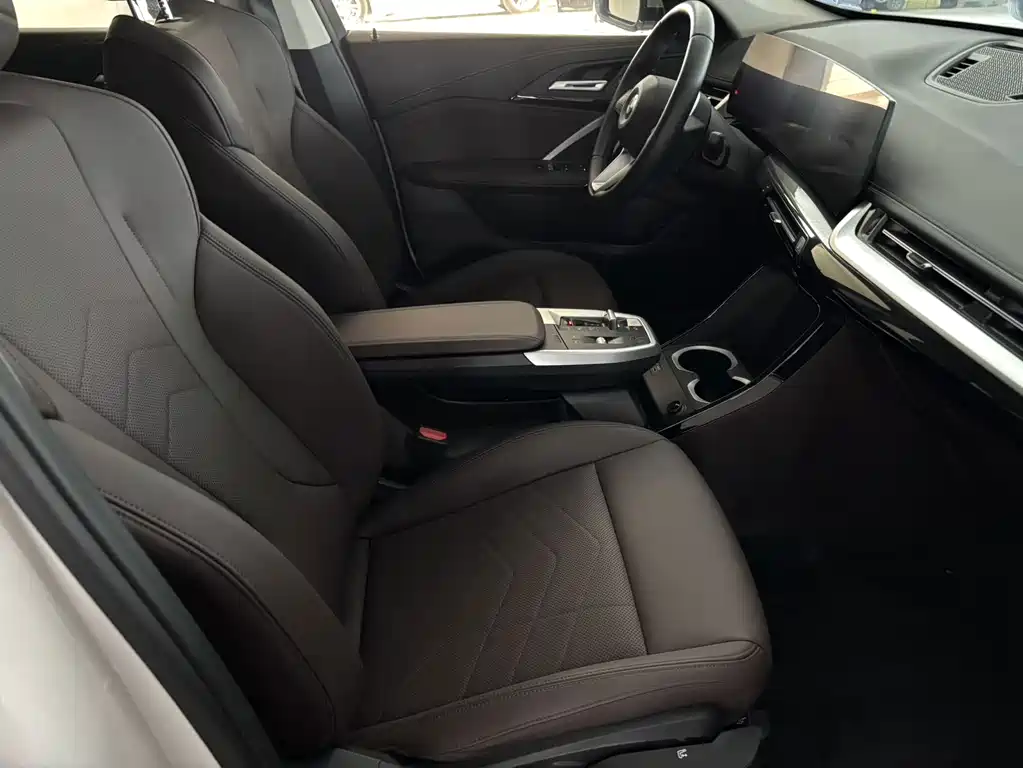 BMW X1 — миниатюра 10