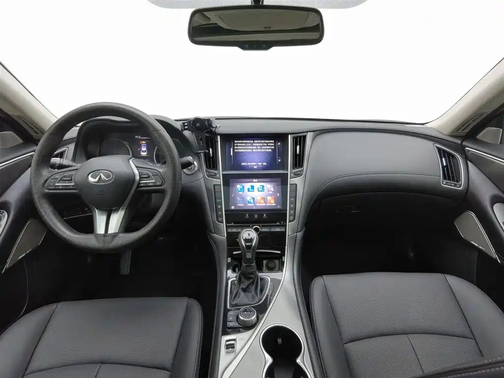 Infiniti Q50L 2021 2.0T