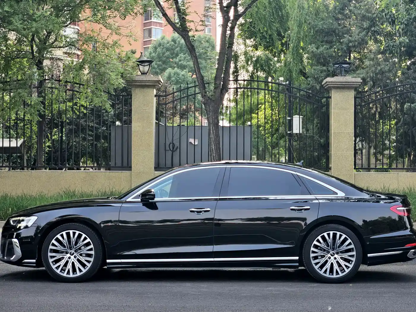 Audi A8