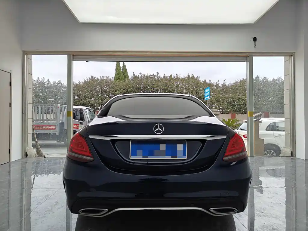 MERCEDES-BENZ C CLASS