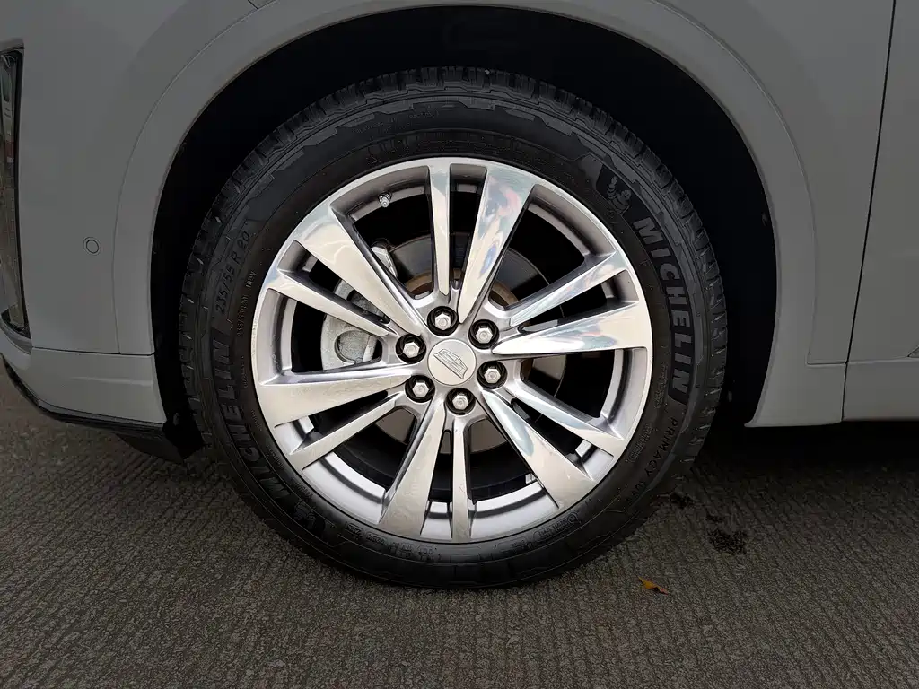 Cadillac XT6 — миниатюра 14