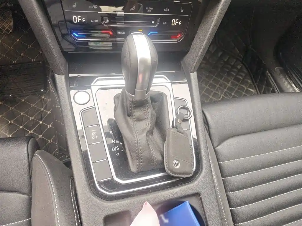 Volkswagen Magotan 2020 330TSI DSG Lead
