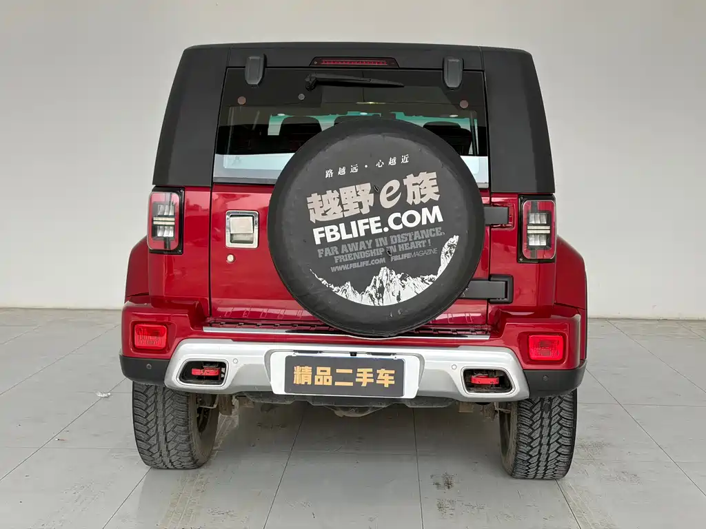 BAIC BJ40 2018 PLUS 2.3T AT Premium V