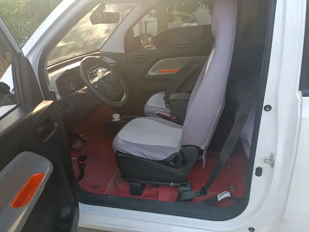 Wuling MINIEV — миниатюра 15