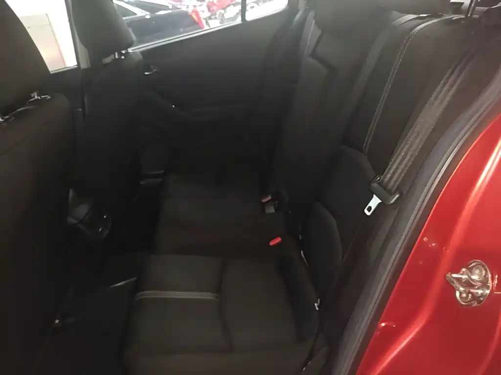 Mazda 3 Axela — миниатюра 17