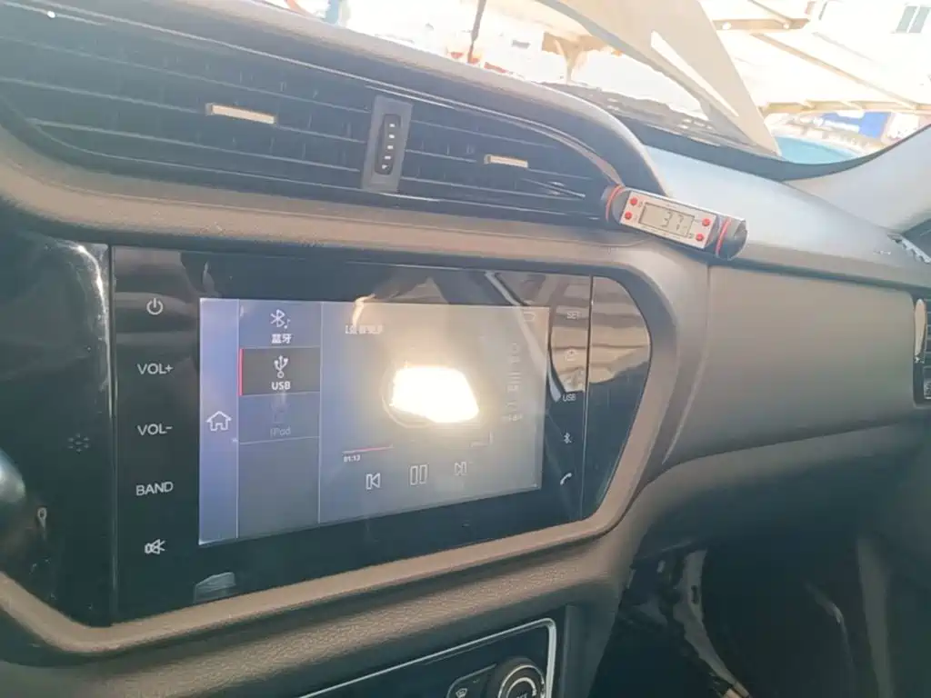 Chery Tiggo 3 — миниатюра 13