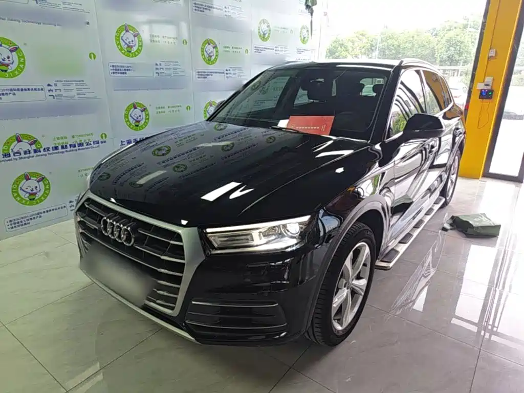 Audi Q5L — миниатюра 2