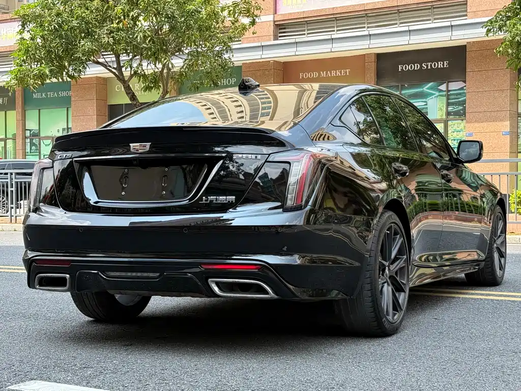 Cadillac CT5 2023 28T