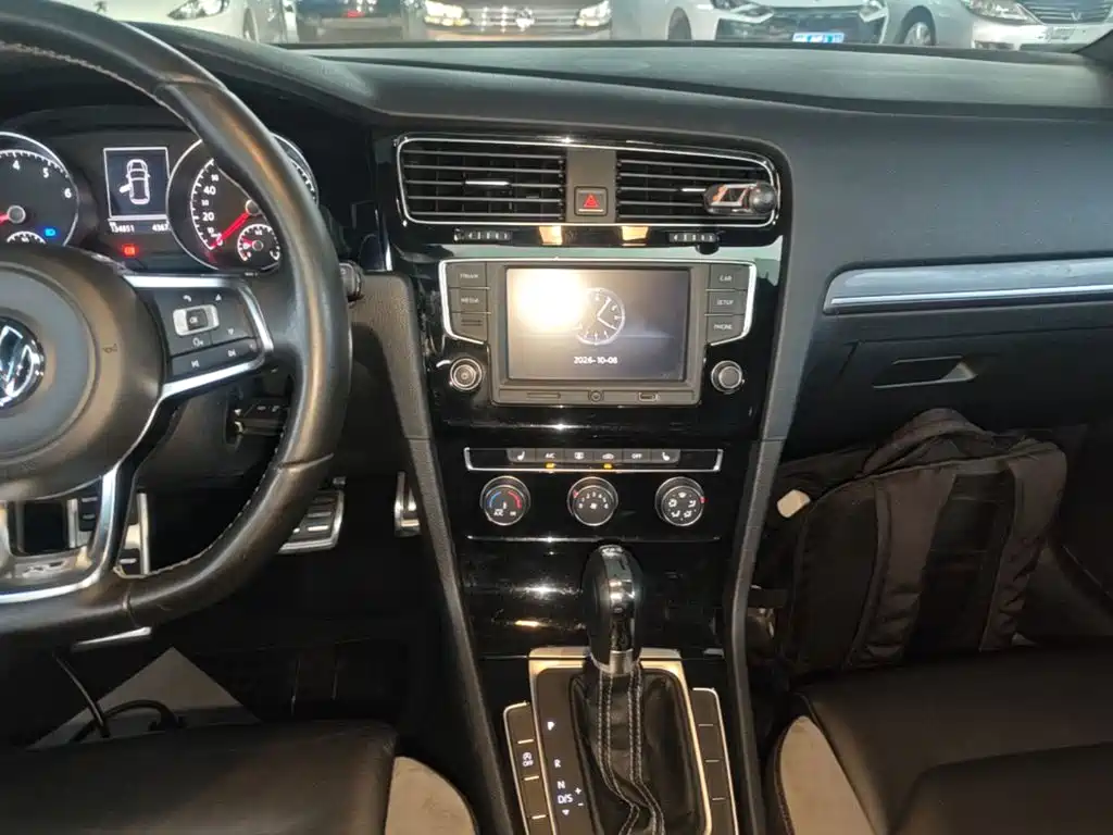 Volkswagen Golf — миниатюра 13