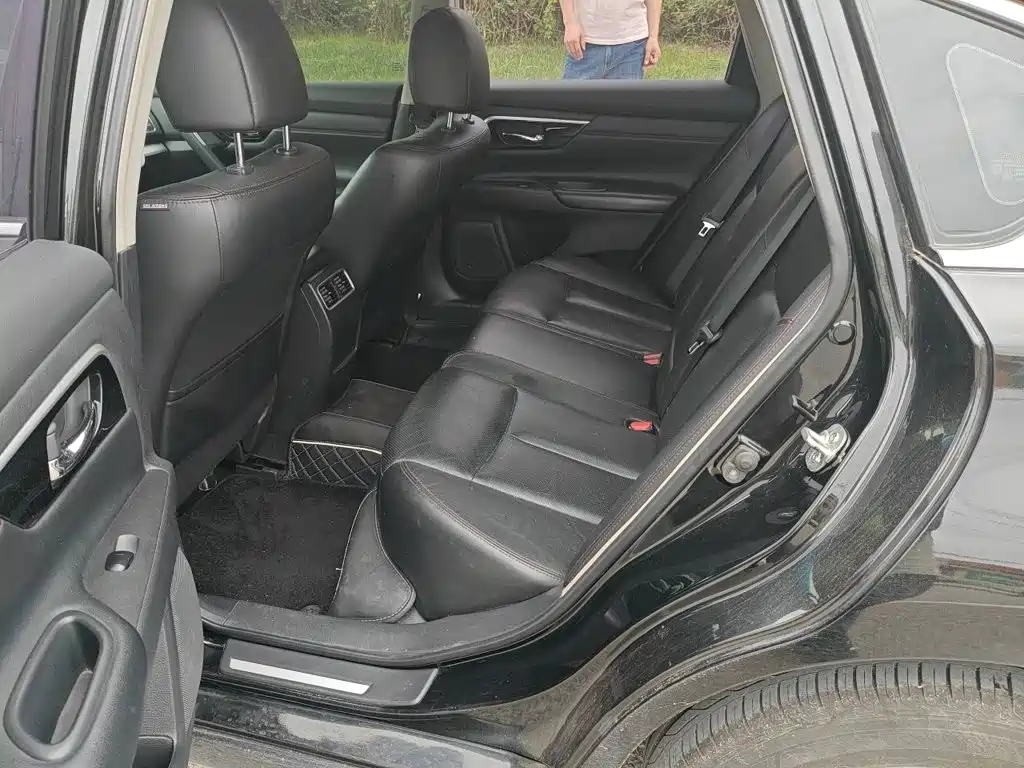 Nissan Teana — миниатюра 18