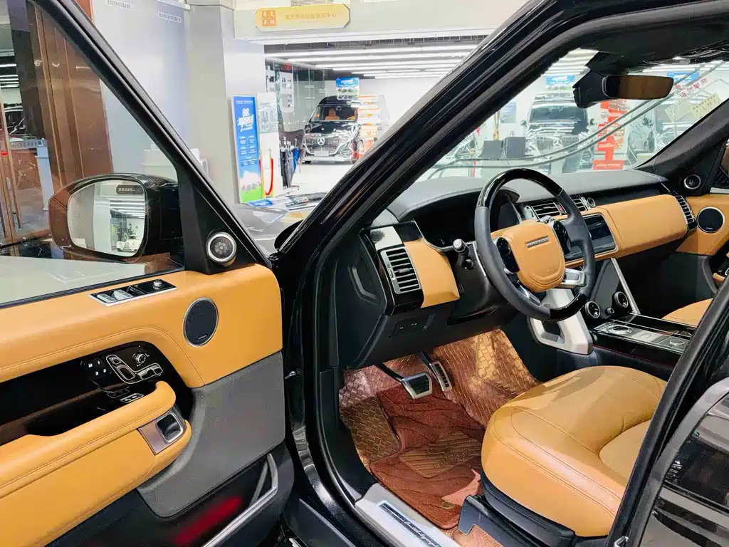 Land Rover Range Rover — миниатюра 7