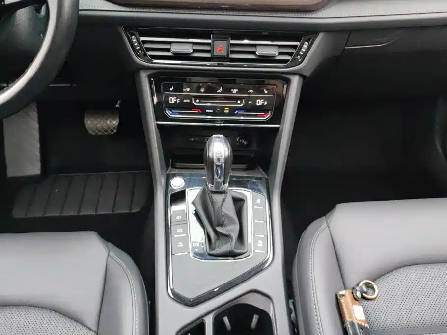 Volkswagen Tharu — миниатюра 16