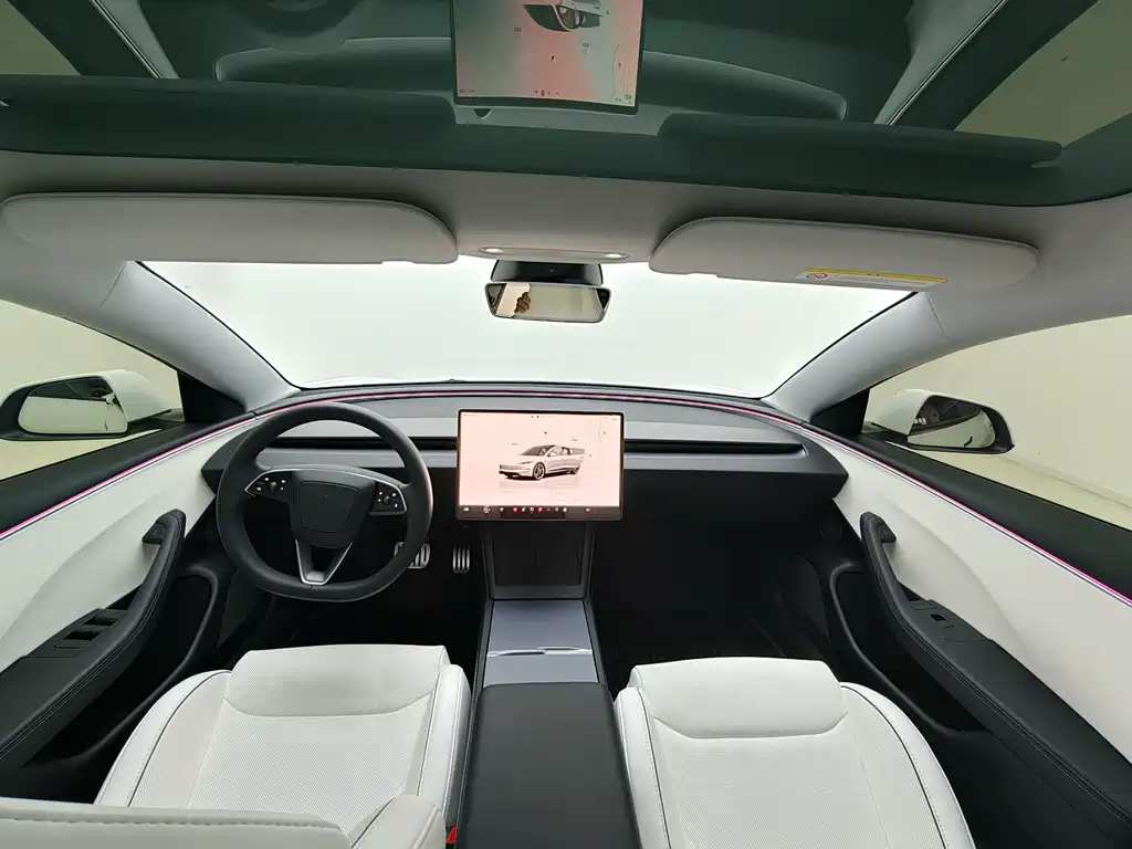 Tesla Model 3 — миниатюра 8