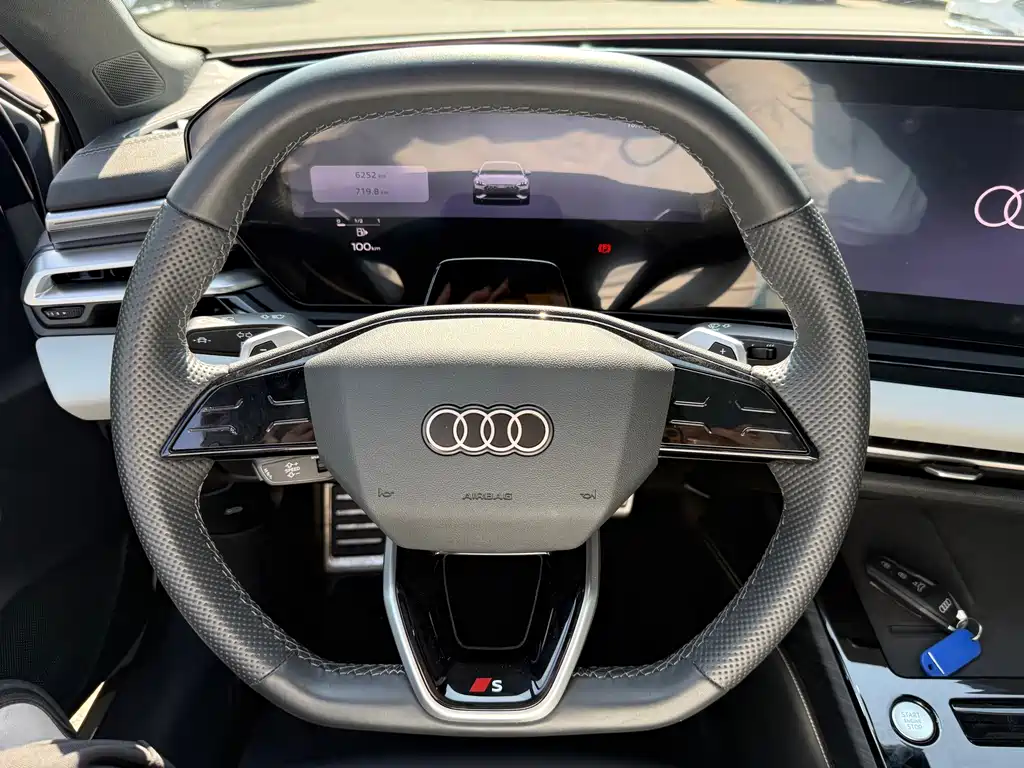 Audi A5L — миниатюра 10