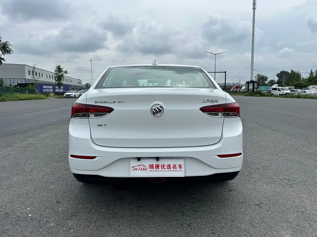 Buick Excelle — миниатюра 12