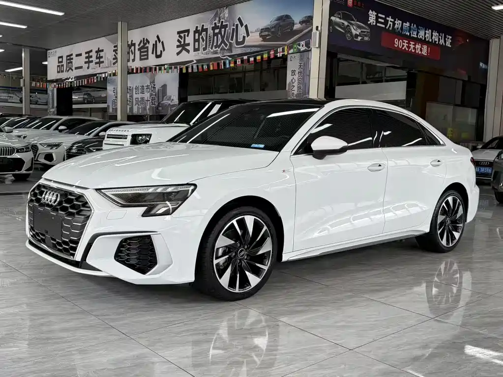 Купить Audi A3