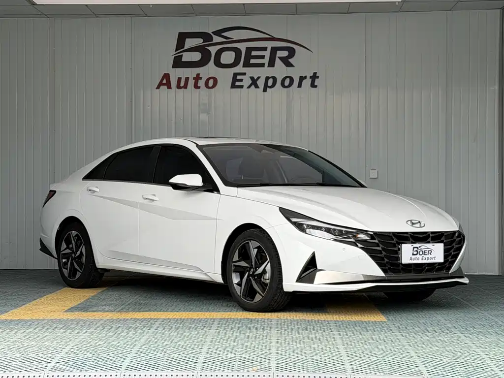 Hyundai Elantra — миниатюра 3