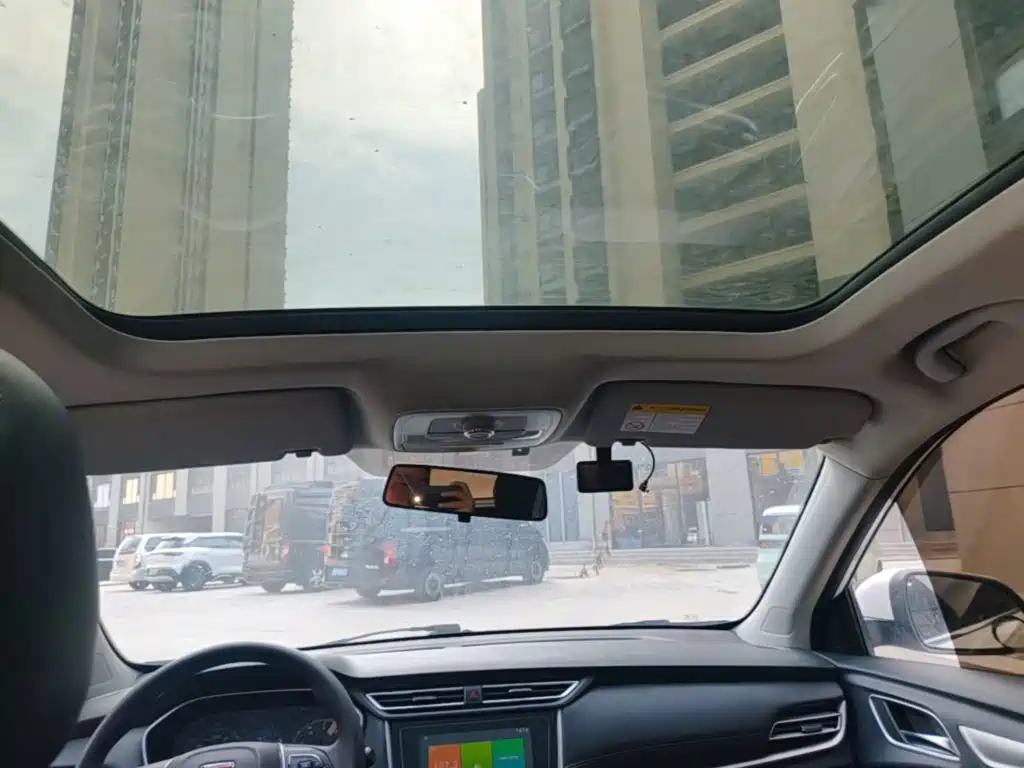Roewe RX3 — миниатюра 18
