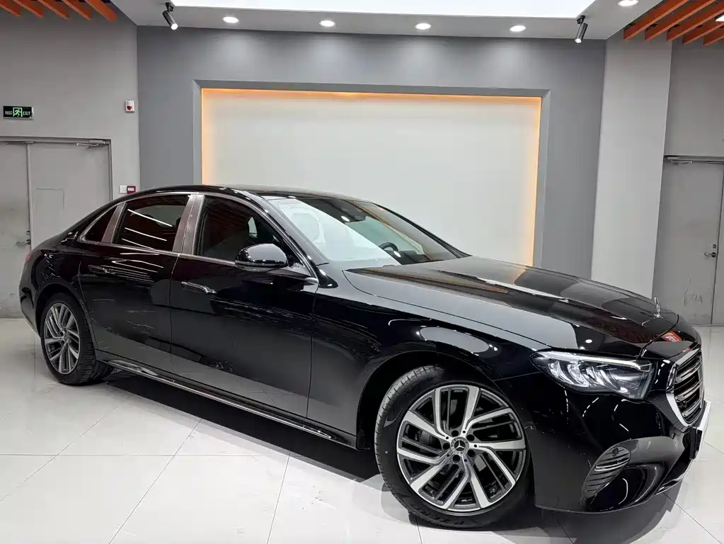 Mercedes-Benz E-Class E 2024 E 300 L Fashion