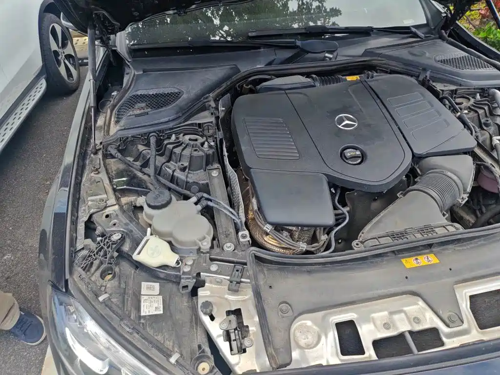 Mercedes-Benz E-Class — миниатюра 21