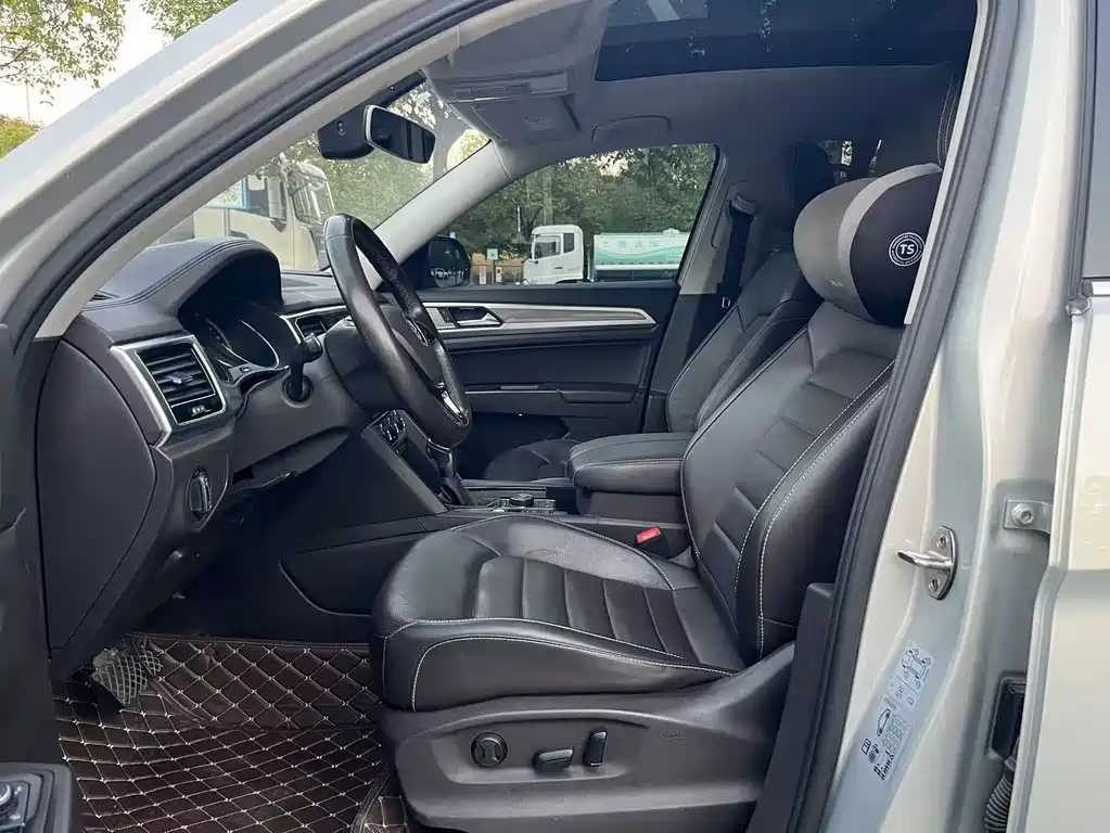 Volkswagen Teramont — миниатюра 10