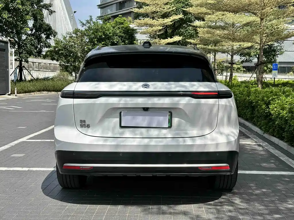 NIO ES6 — миниатюра 3