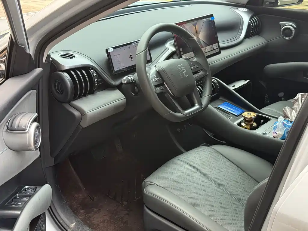 BYD Yuan Plus — миниатюра 7