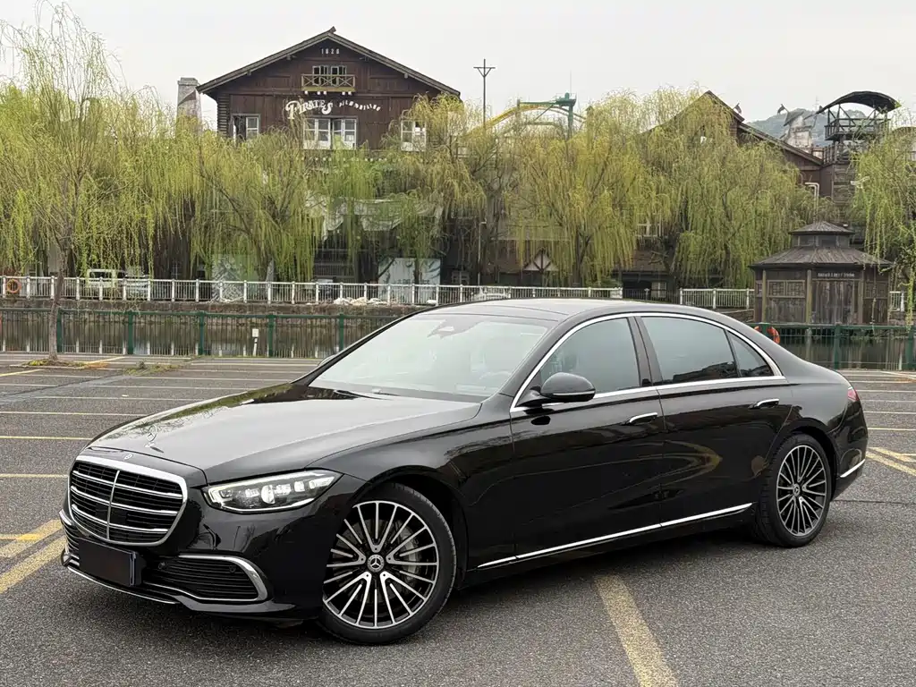 Mercedes-Benz S-Class 2022