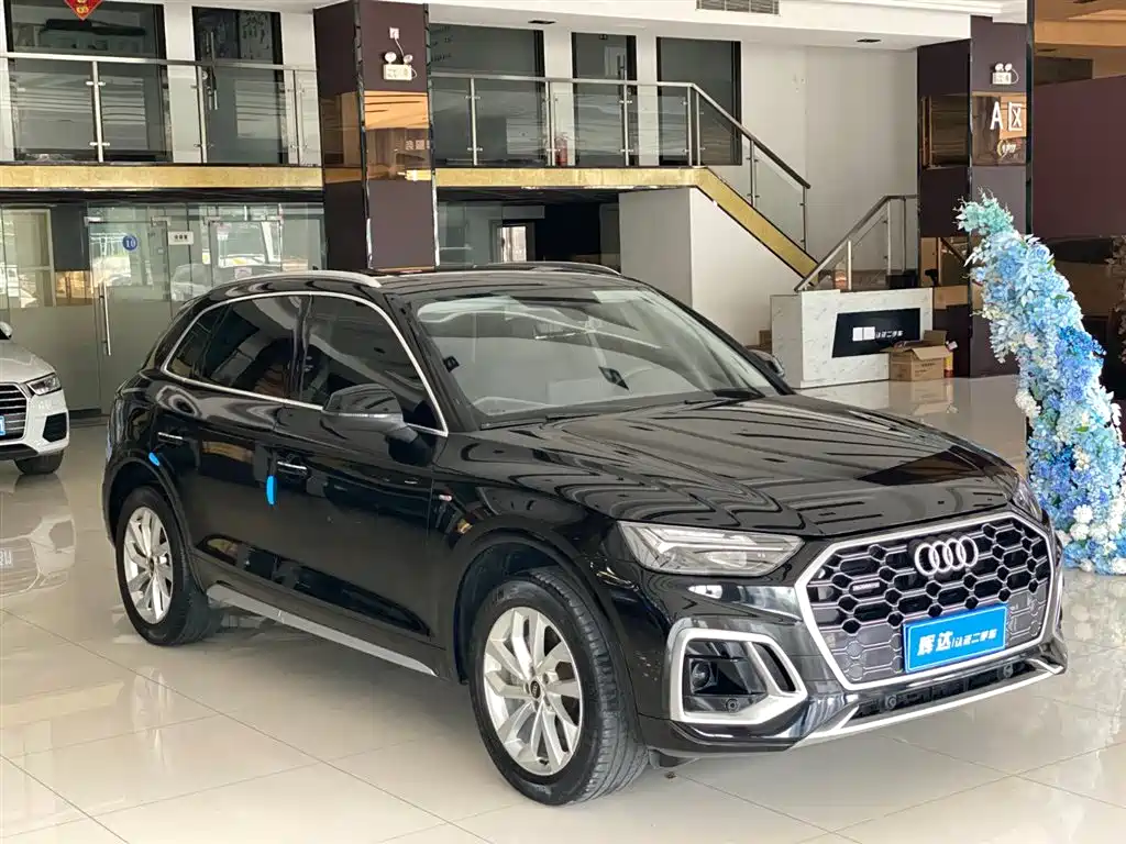 Audi Q5L 2022 40T Luxury